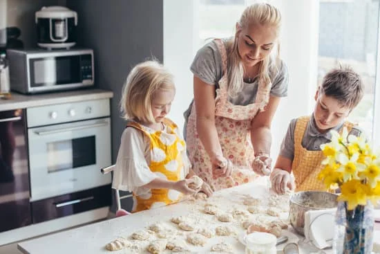 No creo que los niños cocinen bien : Je ne pense pas que les enfants cuisinent bien